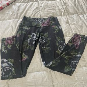 Lululemon vintage pattern